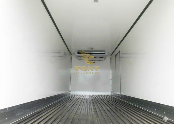 ISUZU FRR650 6T Thùng Đông Lạnh
