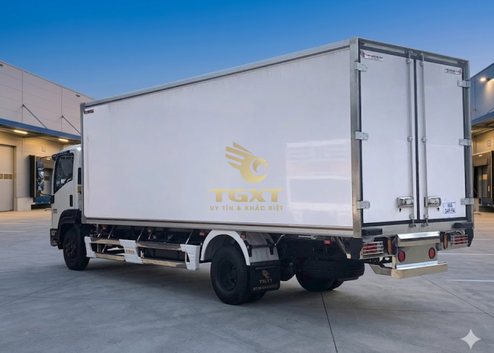 ISUZU FRR650 6T Thùng Đông Lạnh
