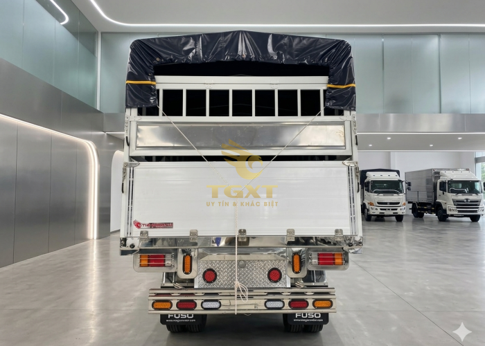 ISUZU FVR900 8T600 Thùng Mui Bạt