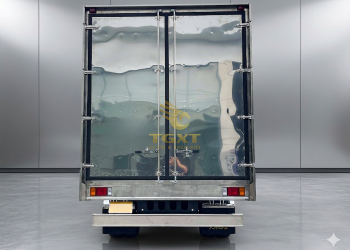 ISUZU FVR900 7T6 Thùng Kín