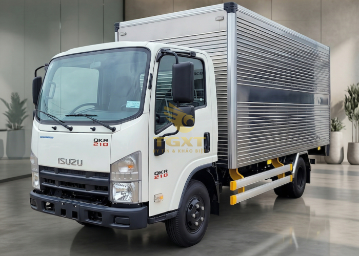  ISUZU QKR210 1T9 THÙNG KÍN