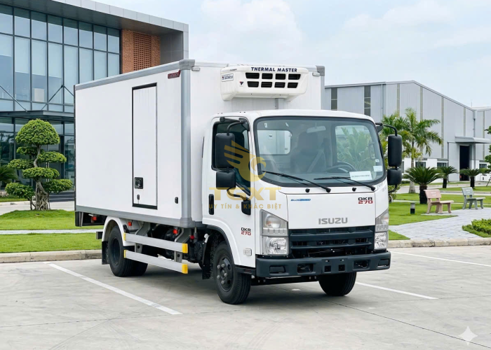 ISUZU QKR270 2T4 Thùng Đông Lạnh